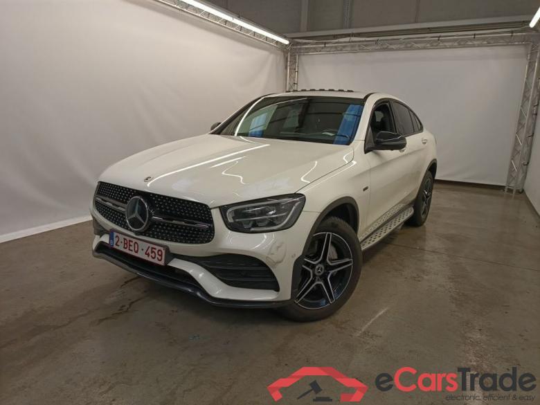 Mercedes-Benz GLC Coupé GLC 300 e 4MATIC 5d #1