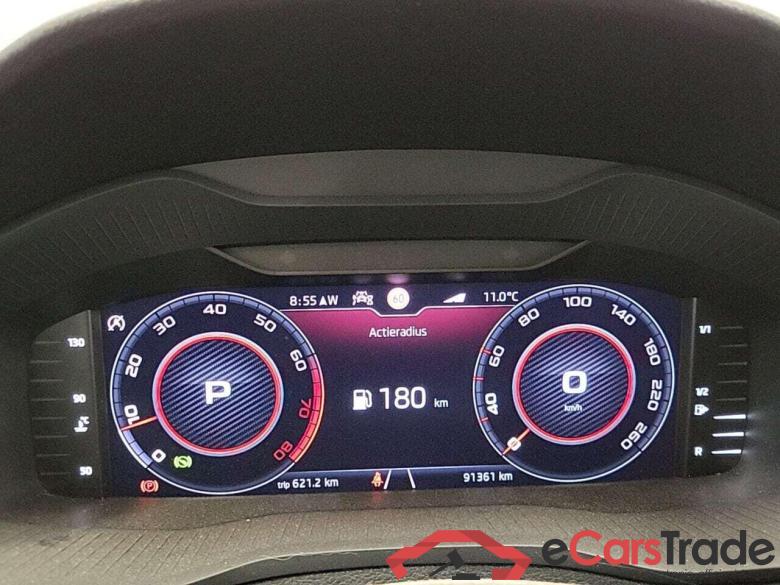 SKODA Karoq 1.5 TSI Sportline Business DSG #4