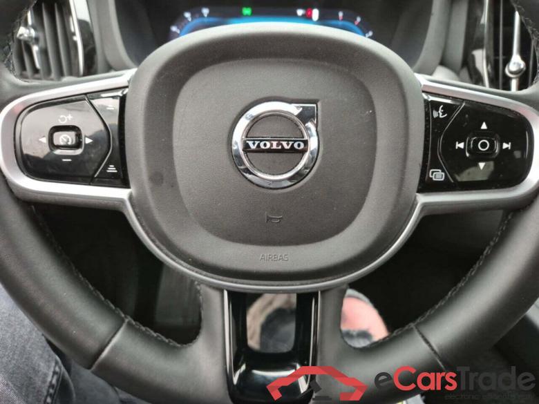 VOLVO XC60 B4 MHEV R-Design Geartronic #5