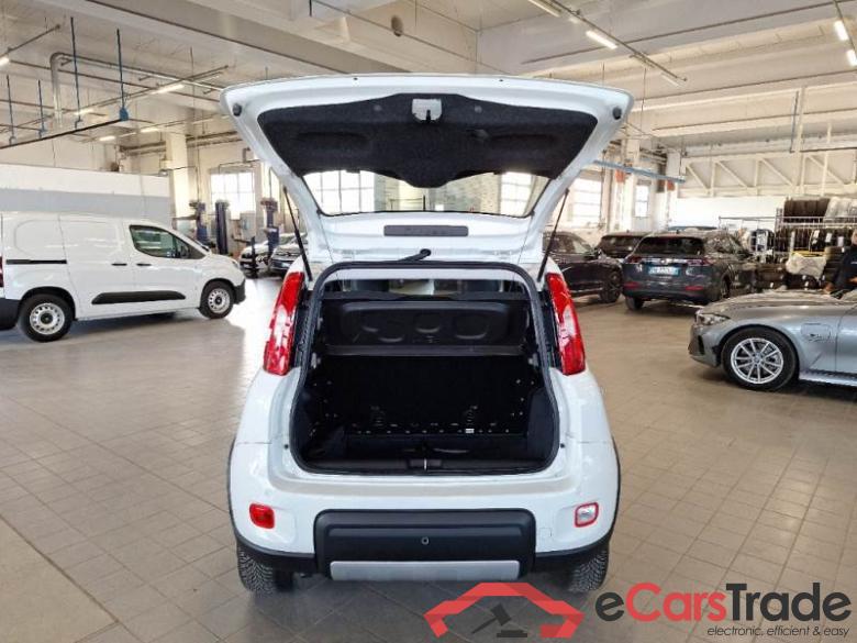 FIAT PANDA / 2011 / 5P / BERLINA 0.9 TWINAIR TURBO 85CV WILD 4X4 #5