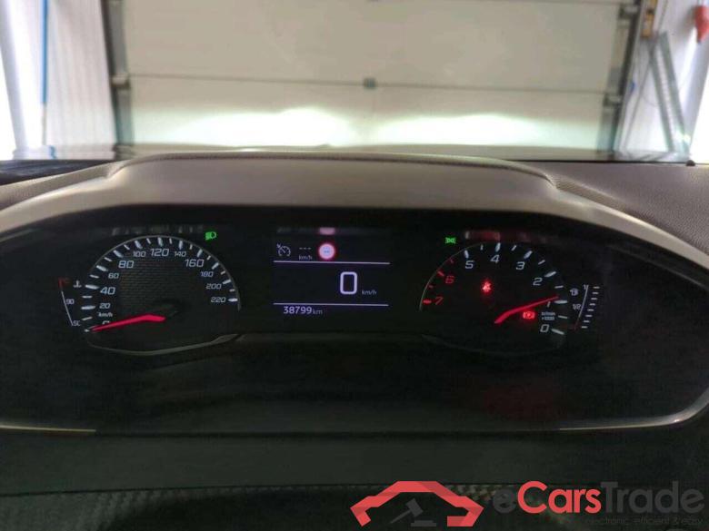 PEUGEOT 2008 1.2 PureTech Allure #6