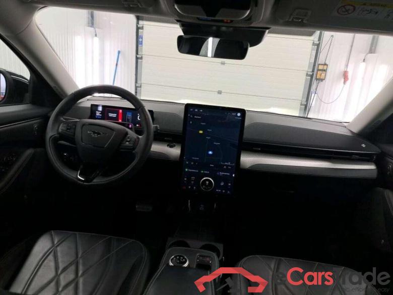 FORD Mustang Mach-E RWD 75 kWh #3