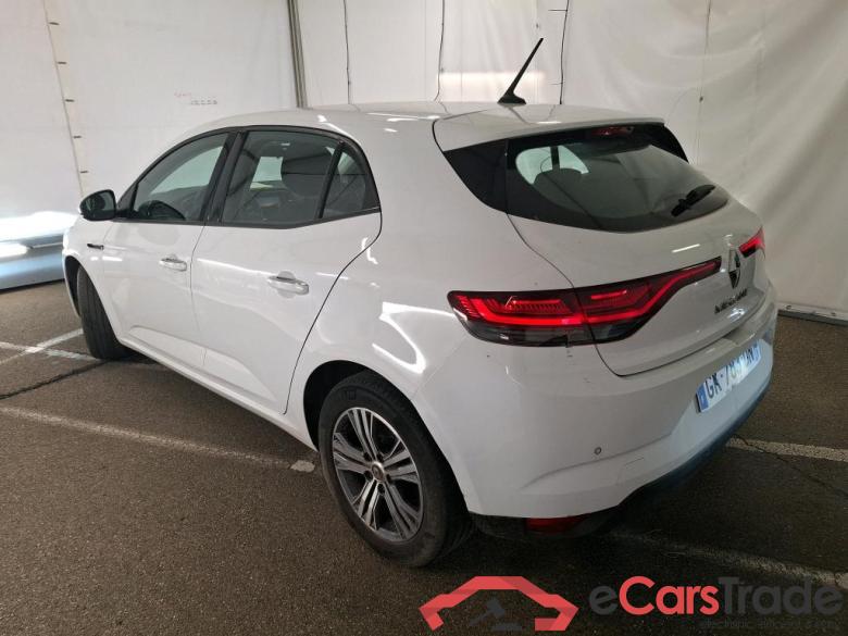 RENAULT Mégane Berline / 2020 / 5P / Berline evolution TCe 140 #2