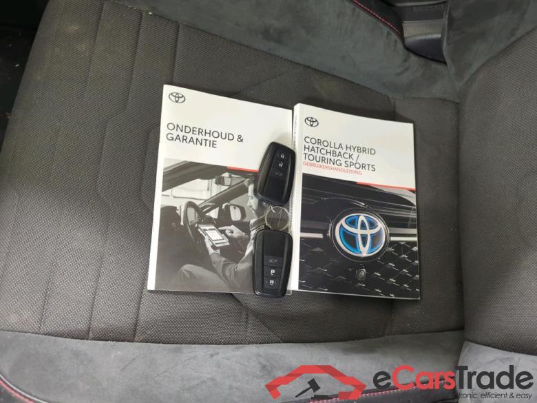 Toyota Corolla Touring Sports 2.0 Hybrid Executive 5d  + Pano #4