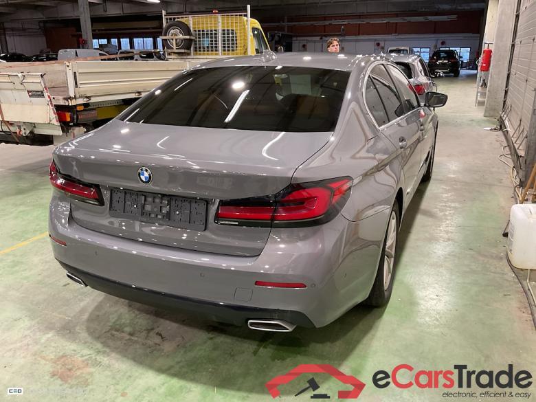 BMW 5 DIESEL - 2020 518 dA MHD #4