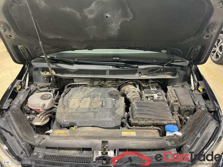 VOLKSWAGEN TOURAN 2.0 TDI 90KW TRENDLINE #6