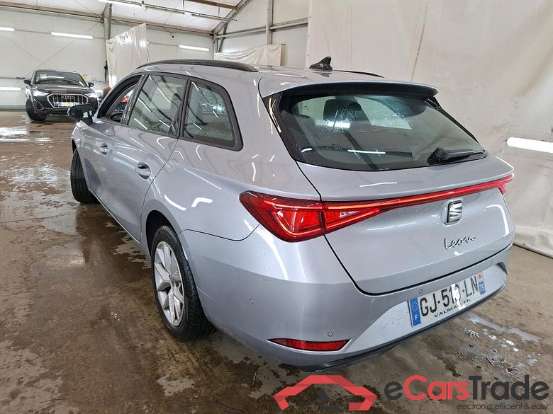 SEAT Leon Sportstourer / 2020 / 5P / Break 1.0 eTSI 110 DSG S&S Style Business #2