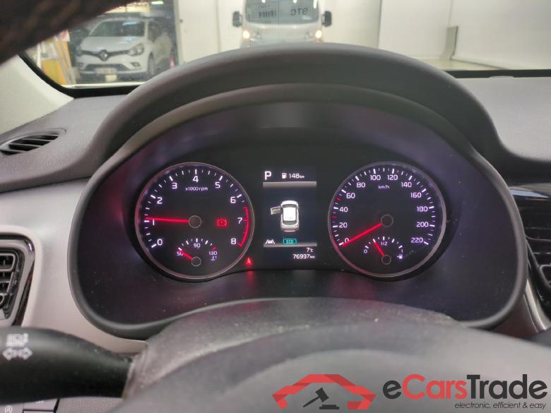 Stonic / 2020 / 5P / SUV 1.0 T-GDI 120 MHEV ACTIVE BUSI DCT7 / TRANSFO VP/VF #6