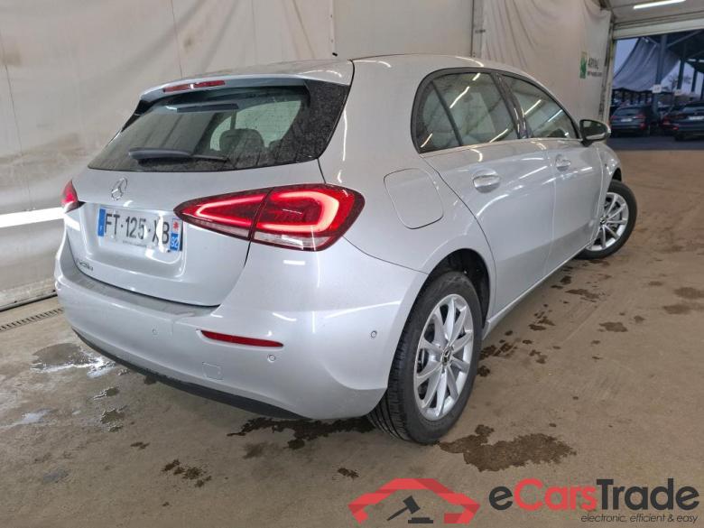 MERCEDES-BENZ Classe A Compact / 2018 / 5P / Berline A 250 e Business Line 8G-DCT #3