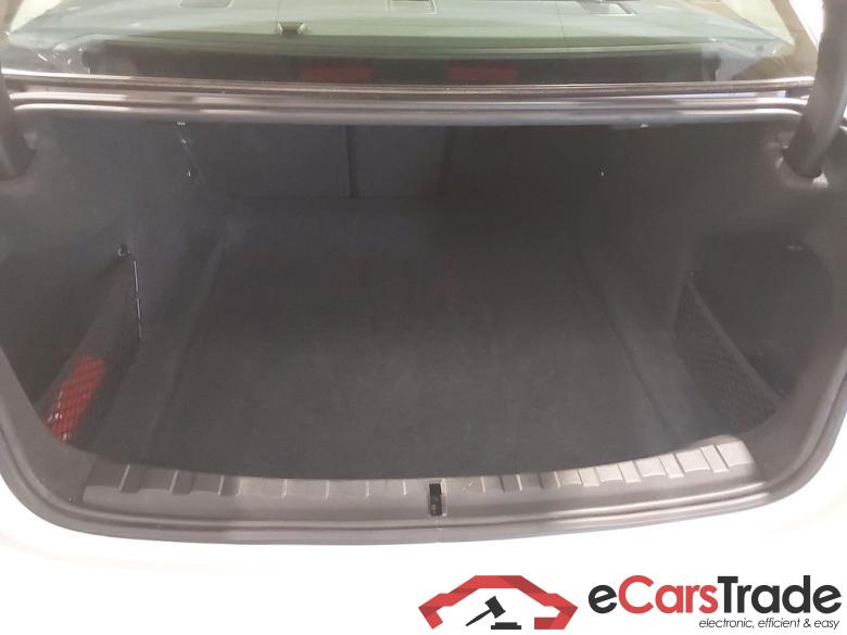 BMW 3 - 2019 320iA OPF #3