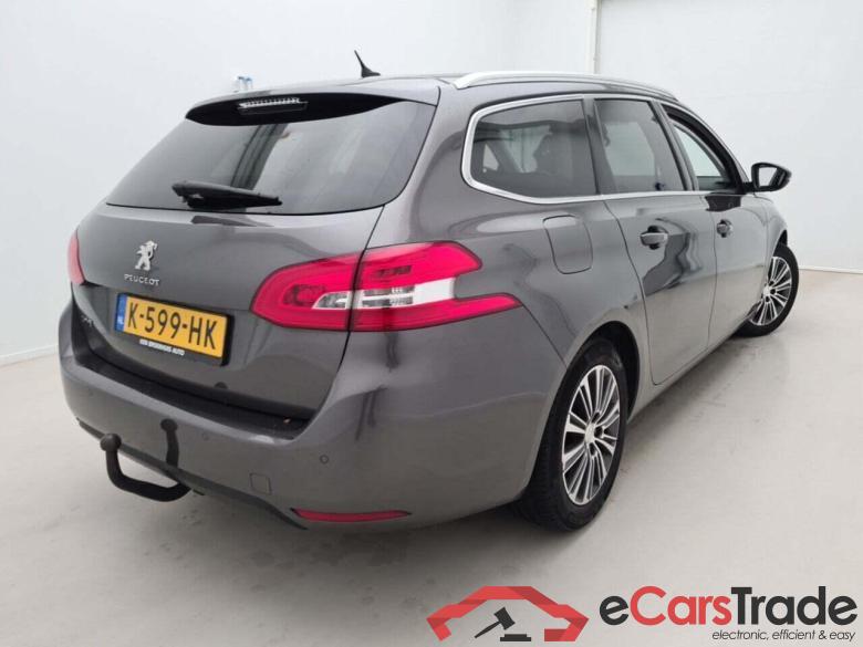 PEUGEOT 308 SW 1.2 PureTech Blue Lease Allure #2