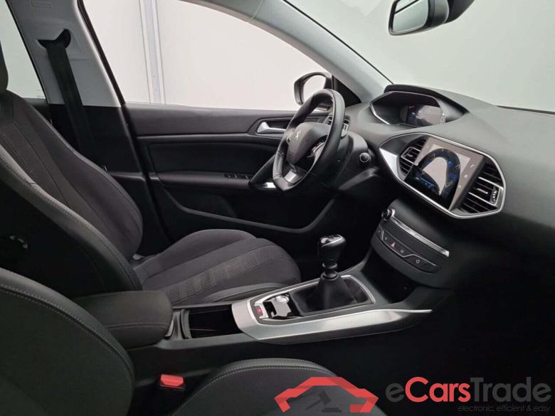 PEUGEOT 308 SW 1.2 PureTech Blue Lease Allure #3