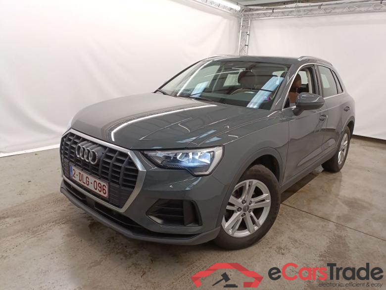 Audi Q3 35 TDI S Tronic Business Edition 5d