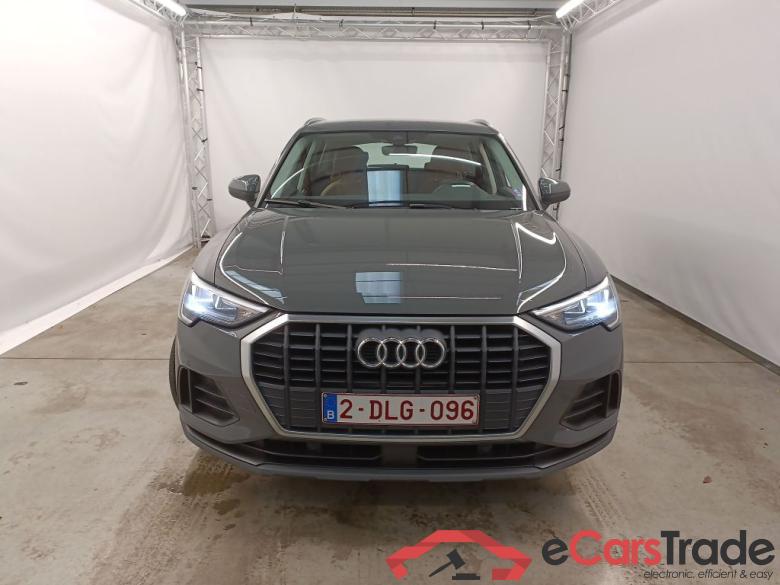 Audi Q3 35 TDI S Tronic Business Edition 5d #5