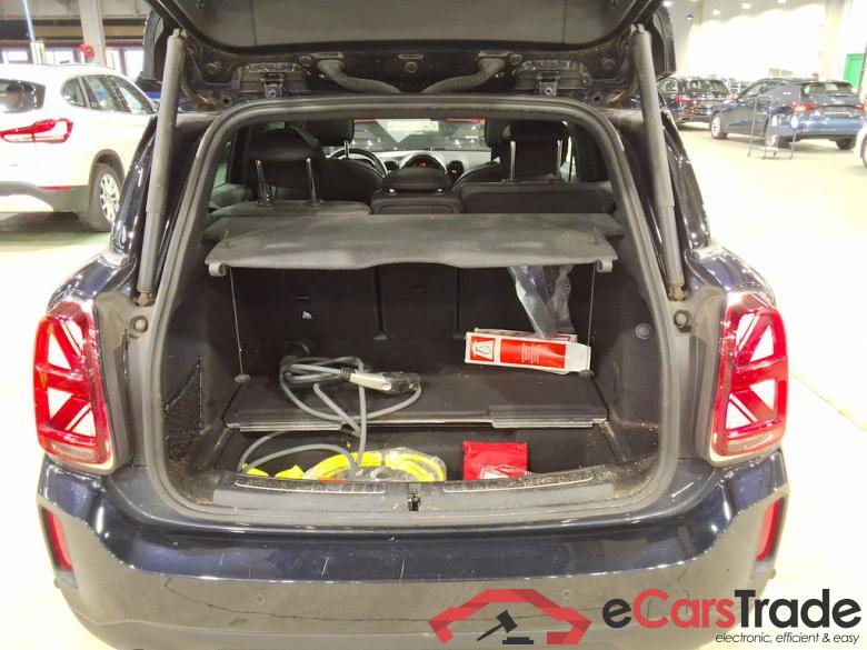 MINI COUNTRYMAN 1.5 COOPER S E 4WD AUTO #3