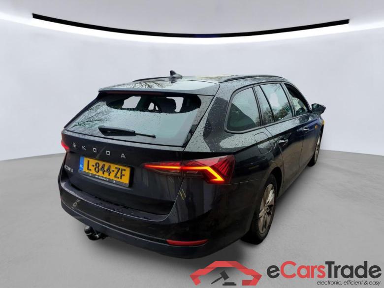 SKODA Octavia Combi 81 kW #6