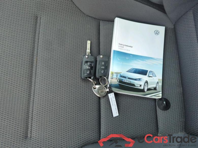 VOLKSWAGEN e-Golf 100 kW #6
