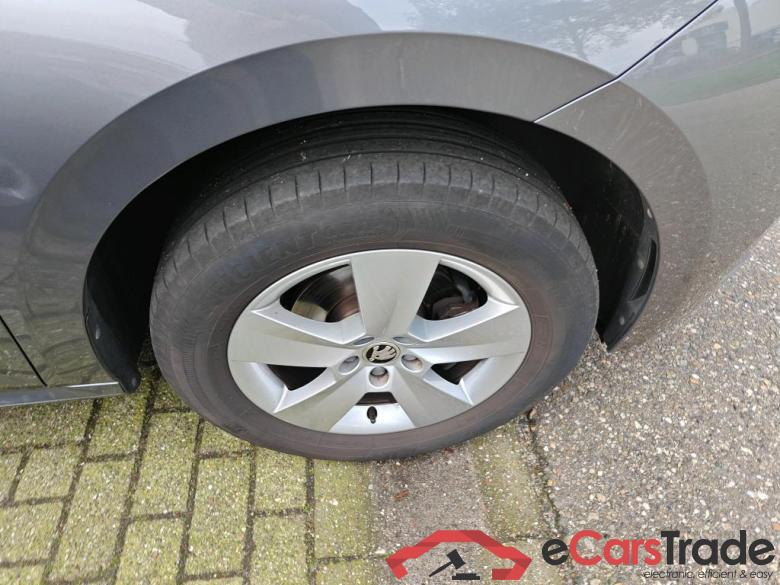 SKODA Kamiq 81 kW #6