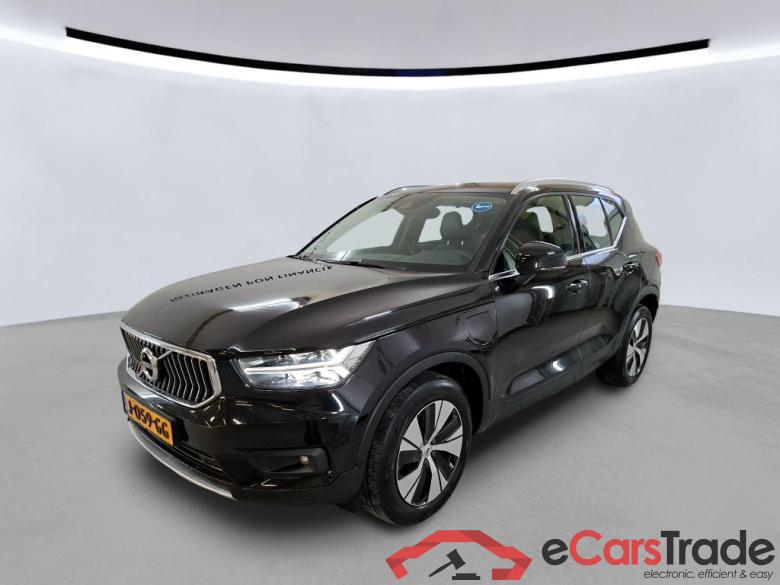 VOLVO XC40 132 kW #1