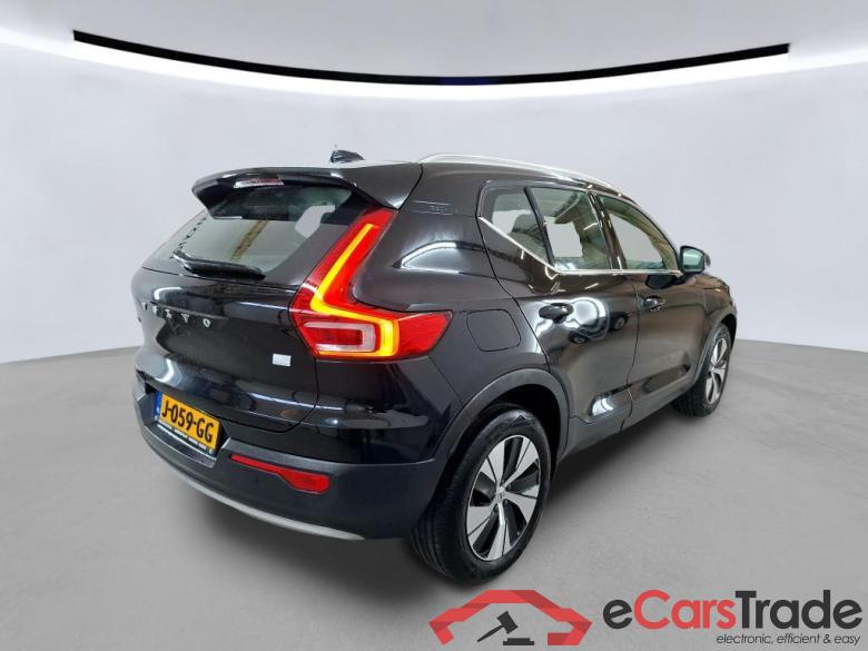 VOLVO XC40 132 kW #6