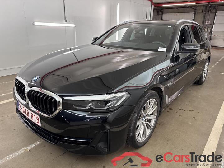 BMW 5 Reeks Touring 5 Reeks Touring 530e Auto (PHEV) 215kW/292pk  5D/P Auto-8