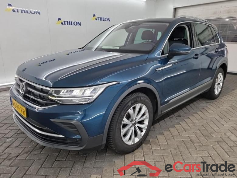 VOLKSWAGEN Tiguan 1.5 TSI 96kW Life Business 5D
