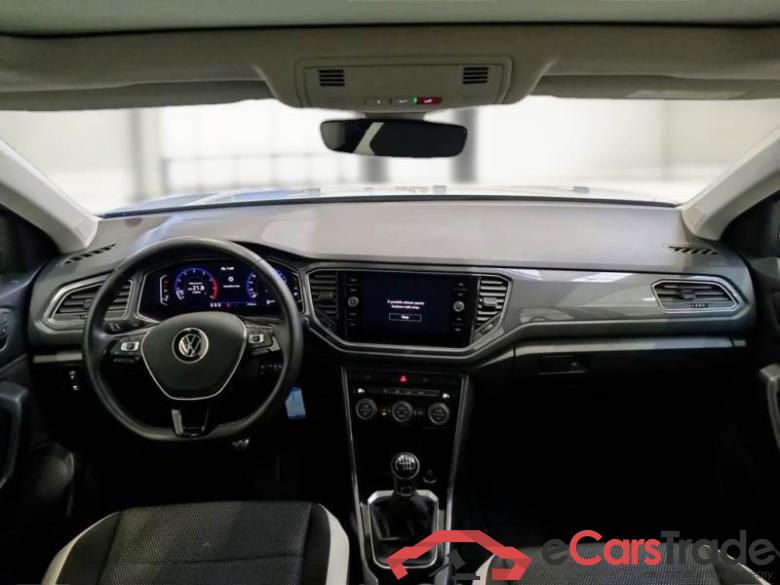 VOLKSWAGEN T-ROC / 2017 / 5P / SUV 1.5 TSI ACT ADVANCED #3