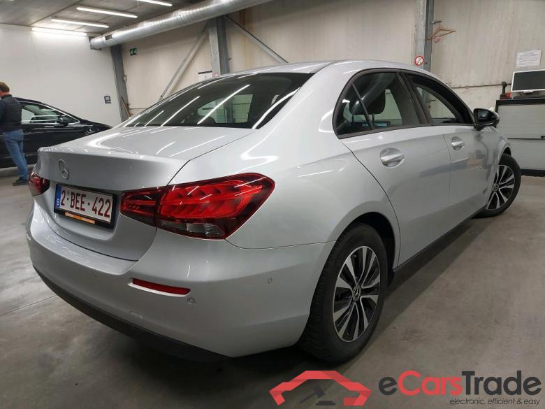 MERCEDES - MER A BERLINE 180d 116PK DCT Business Solution & Smartphone Intergation #2