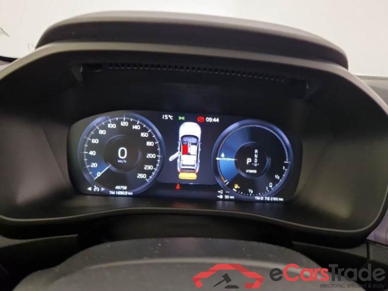 VOLVO XC40 / 2021 / 5P / SUV T4 RECHARGE PLUG-IN AUTO ULTIMATE BRIGHT #4
