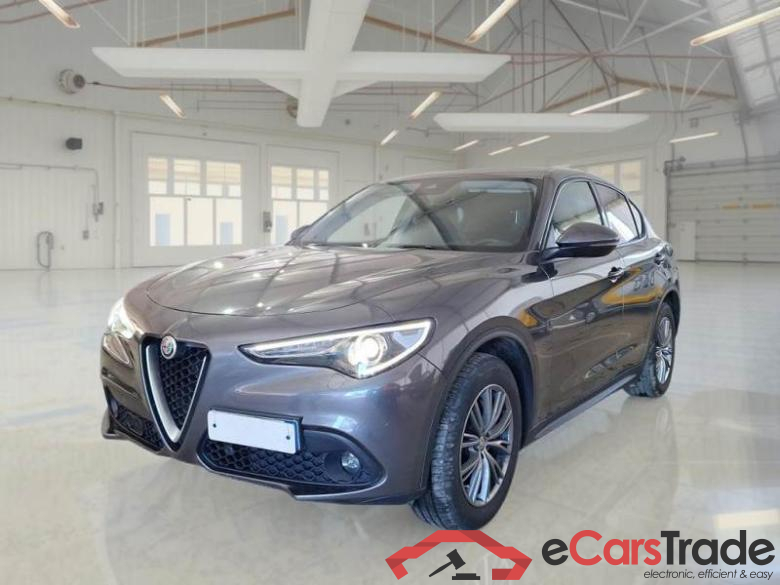 ALFA ROMEO STELVIO / 2017 / 5P / SUV 2.2 TURBO DIESEL 190CV BUSINESS AT8 Q4