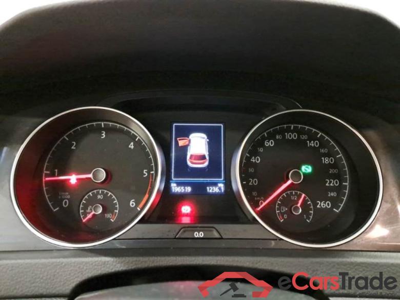 VOLKSWAGEN GOLF / 2017 / 5P / BERLINA 1.6 TDI BUSINESS BMT DSG #4