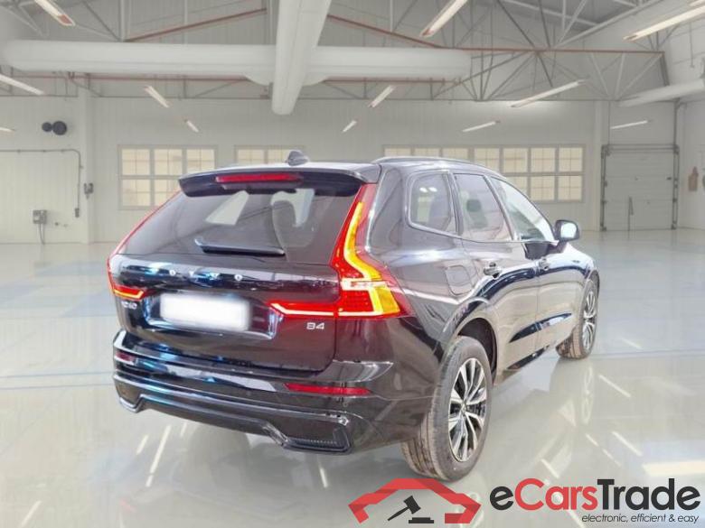 VOLVO XC60 / 2021 / 5P / SUV B4 D AUTOMATICO PLUS DARK #2