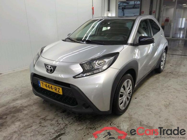 TOYOTA Aygo X 1.0 VVT-i MT Play #1