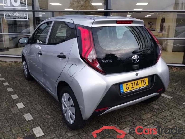 TOYOTA Aygo 1.0 VVT-i x #3