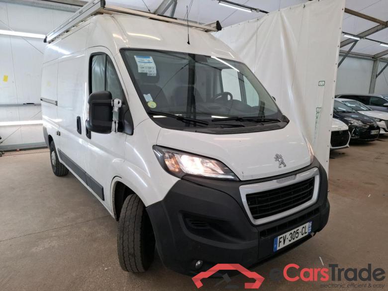PEUGEOT Boxer / 2014 / 4P / Fourgon tôlé BlueHDi S&S 120 PREMIUM 335 L2H2 #4