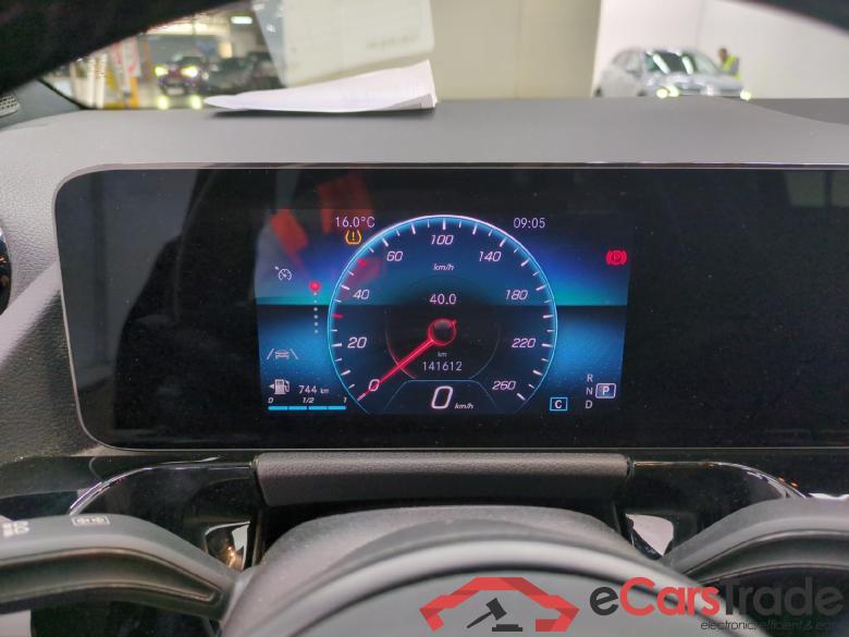 MERCEDES-BENZ Classe B / 2019 / 5P / monospace B 180 d Business Line Edition BA8 #6