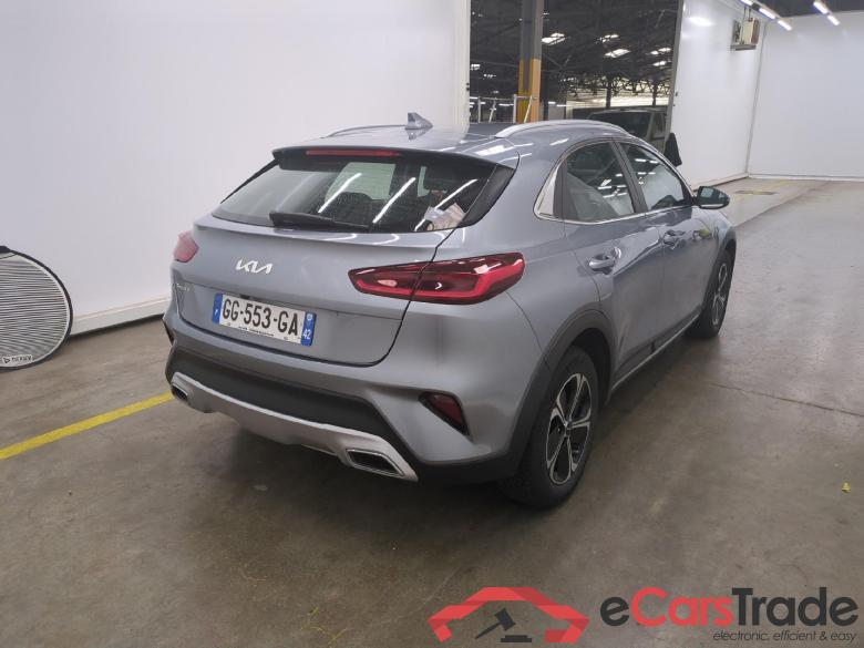 KIA XCeed / 2019 / 5P / Crossover 1.6 GDI ISG ISG PHEV ACTIVE BUS DCT6 #3