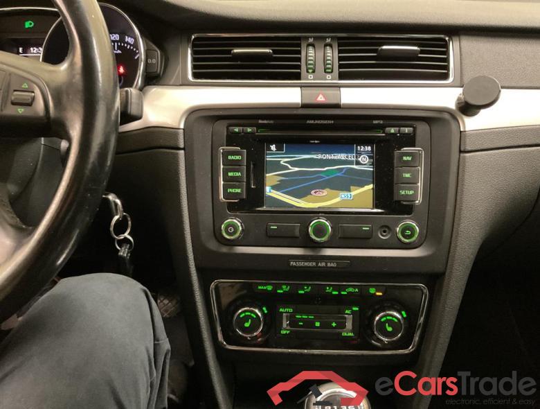 SKODA Superb Combi COM AMBITION 1,6 CR TDI 77KW 5V #4