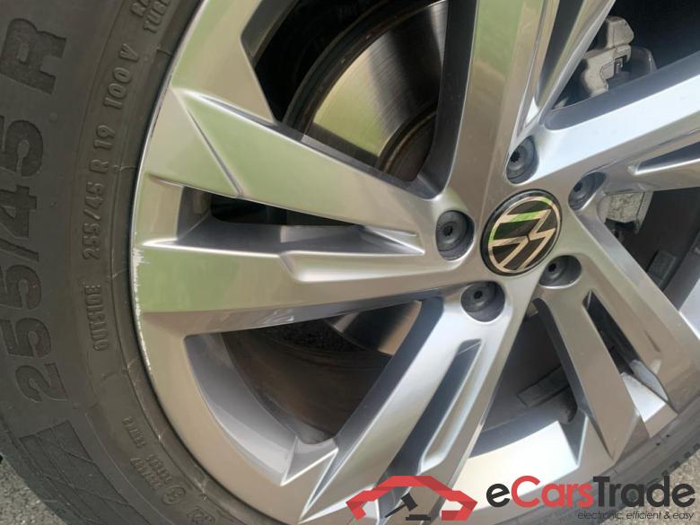 VOLKSWAGEN Tiguan Tiguan R-Line Business Premium 2.0 TDI SCR 110 kW (150 ch) 7 vitesses DSG #6