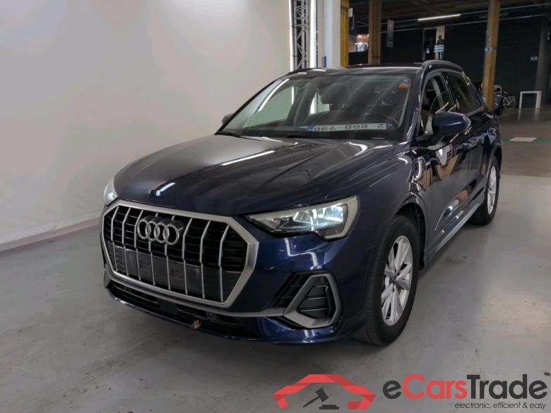 AUDI Q3 1.4 45 TFSI E S TRONIC S LINE #1