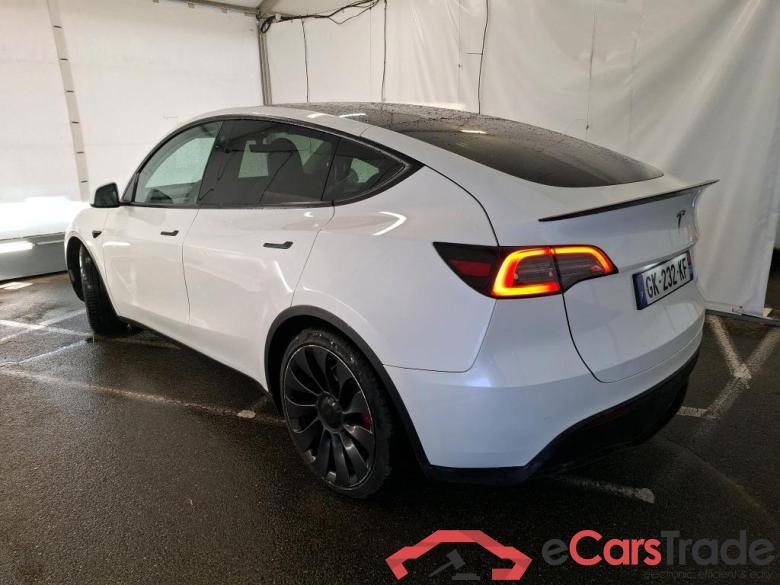 TESLA Model Y / 2020 / 5P / SUV Performance Dual Motor AWD #2