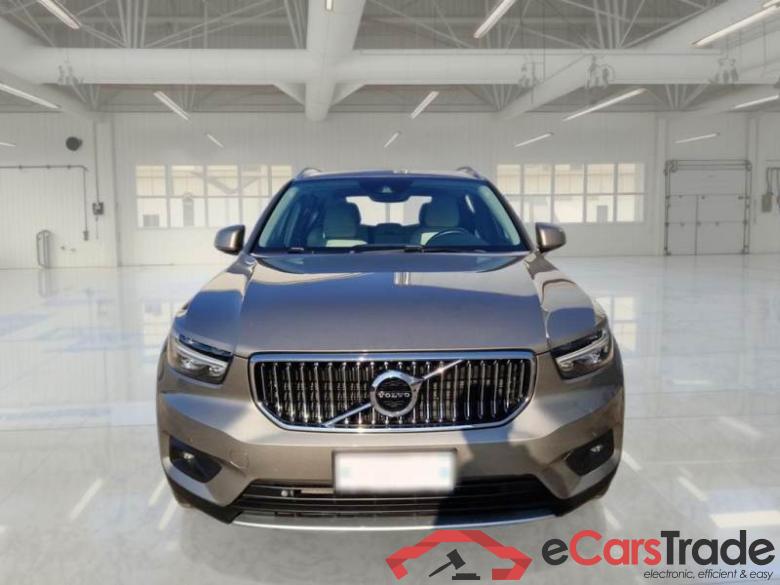 VOLVO XC40 / 2017 / 5P / SUV T5 PLUG-IN HYBRID AUTO RECHARGE INSCR. #6