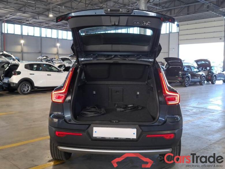 VOLVO XC40 / 2017 / 5P / SUV T5 PLUG-IN HYBRID AUTO RECH INSCRIP EXPR #5