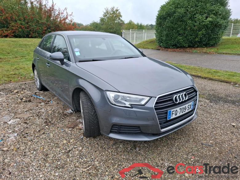 AUDI A3 Sportback / 2016 / 5P / Berline 35 TFSI 150 COD S TRONIC BUSINESS LINE #4