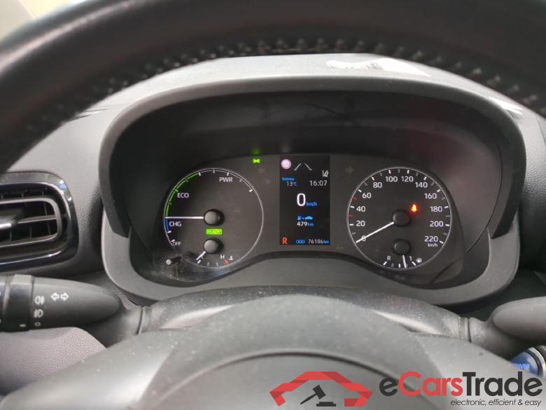 TOYOTA Yaris Hybride / 2019 / 5P / Berline Hybride 116h France Business Stage Acad #6