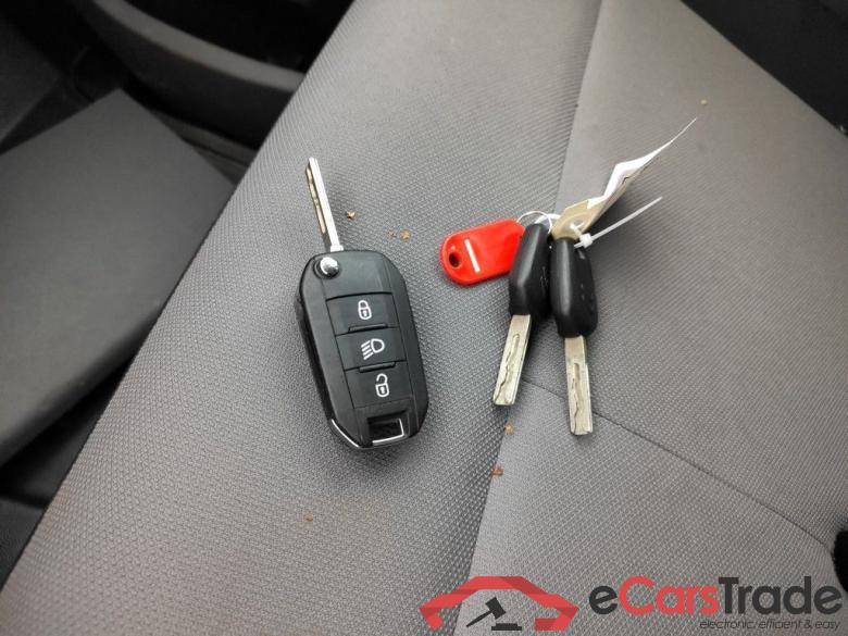 Citroën Jumpy XL 1.5 BlueHDi 120 S&S MAN6 Combi Comf. 4d 9pl #3