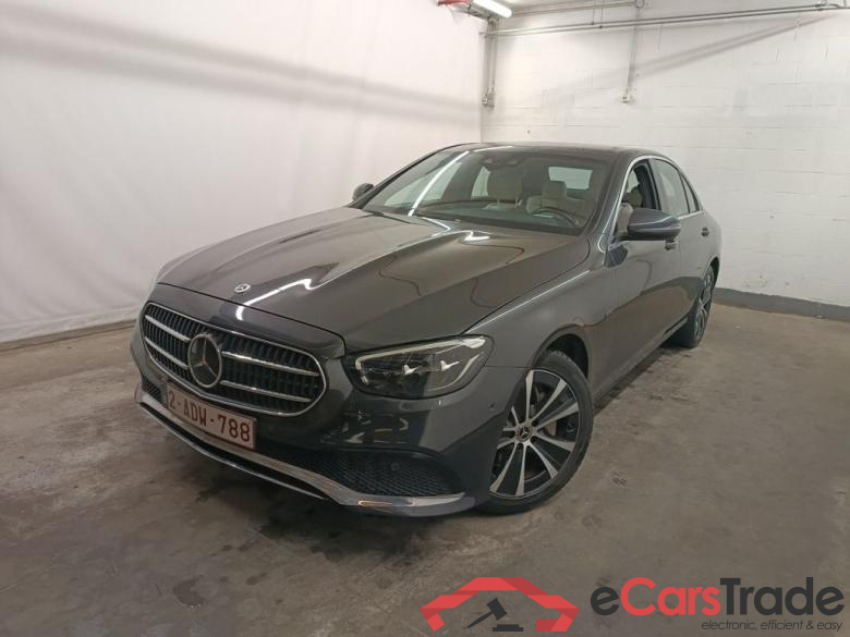 Mercedes-Benz E-Klasse Berline E 300 e Business Solution 4d