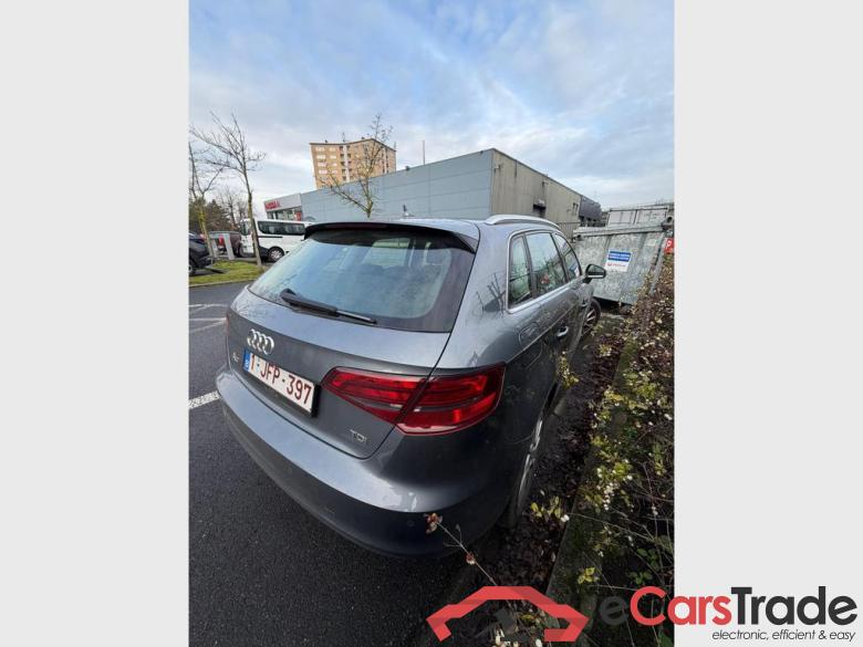 AUDI A3 Sportback Audi A3 Sportback Attraction 1.6 TDI  81(110) kW(ch) 6 vitesses #4