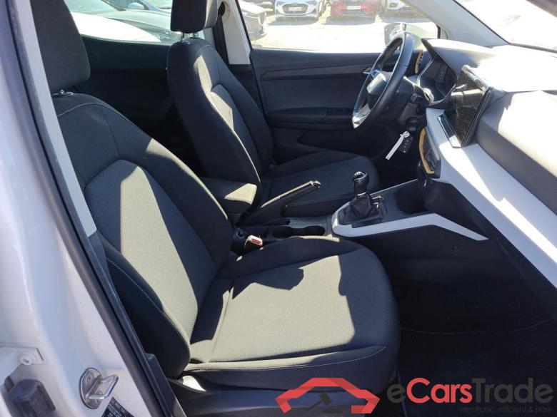 SEAT Arona / 2017 / 5P / todoterreno 1.0 TSI 81kW (110CV) Style Plus (AC) #6