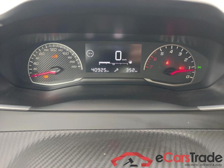 PEUGEOT 2008 / 2019 / 5P / todoterreno Active Puretech 100 S&S BVM6 #4